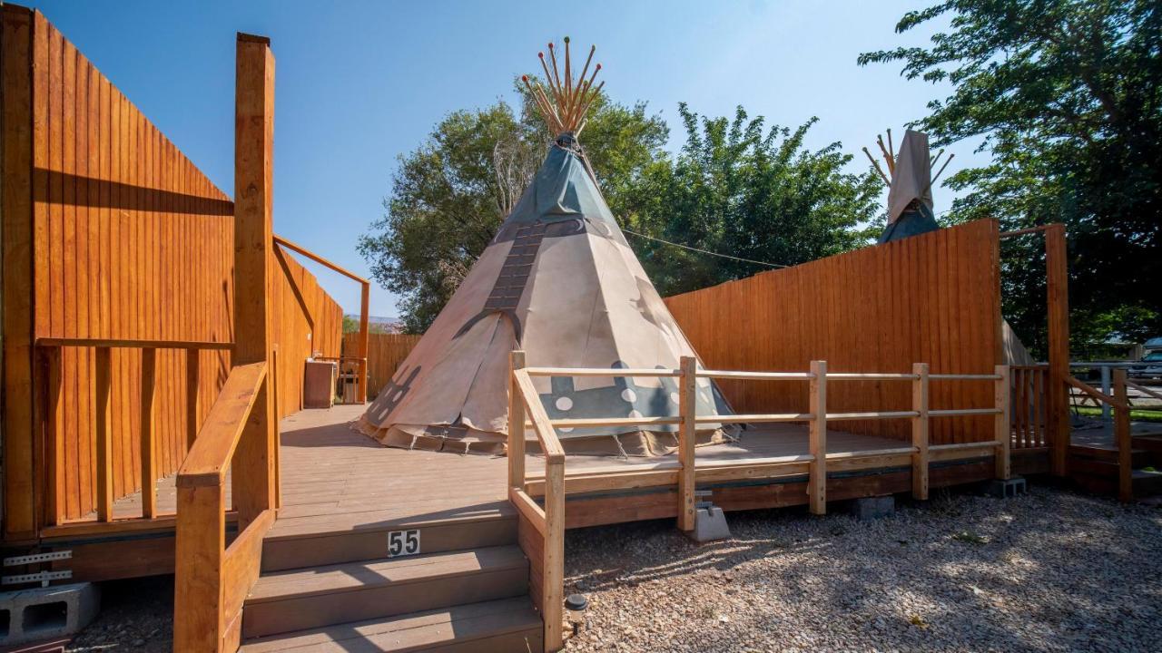 Отель Ok Rv Park Glamping Tipi Ok55 Моаб Экстерьер фото